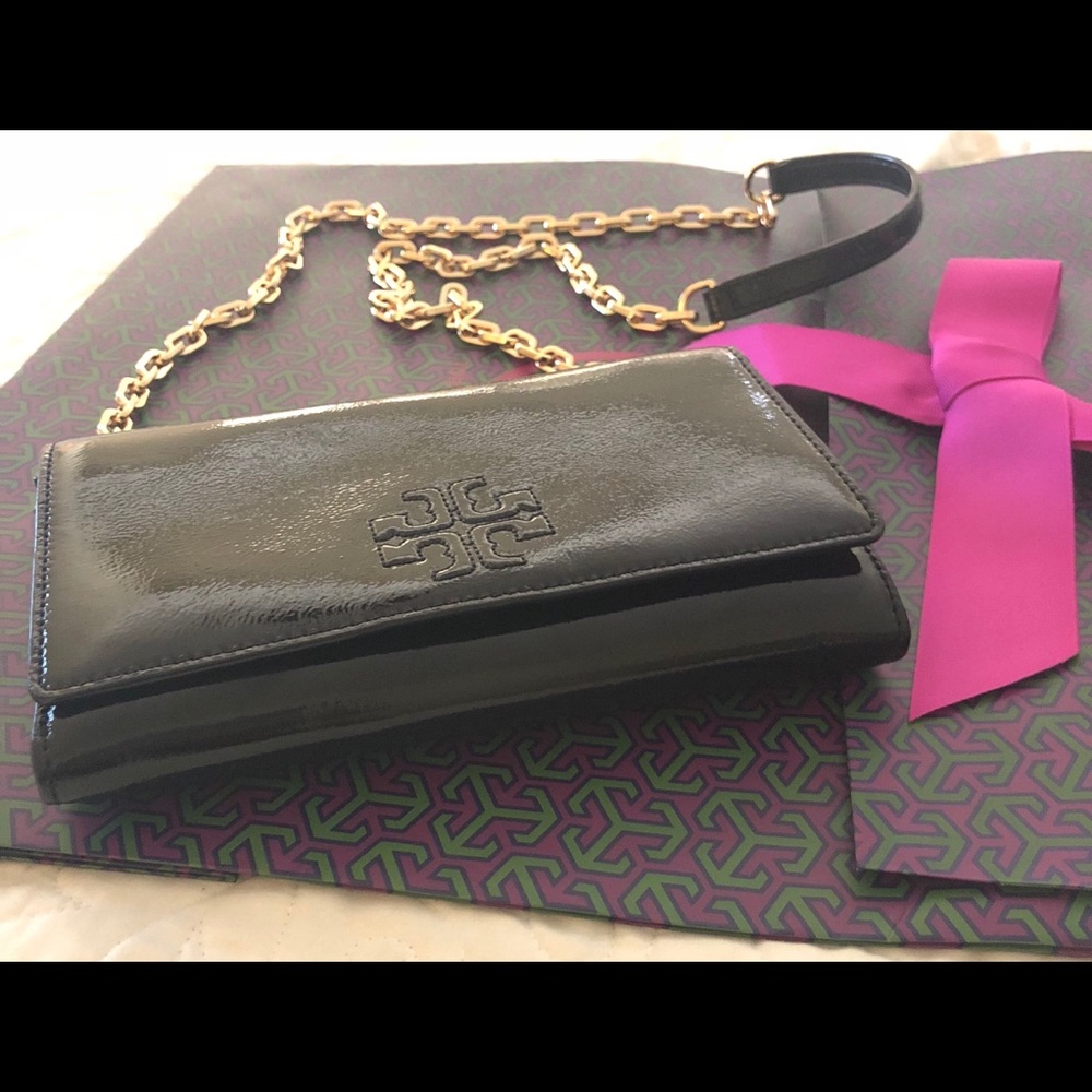 Tory Burch Black crossbody. Perforated logo.